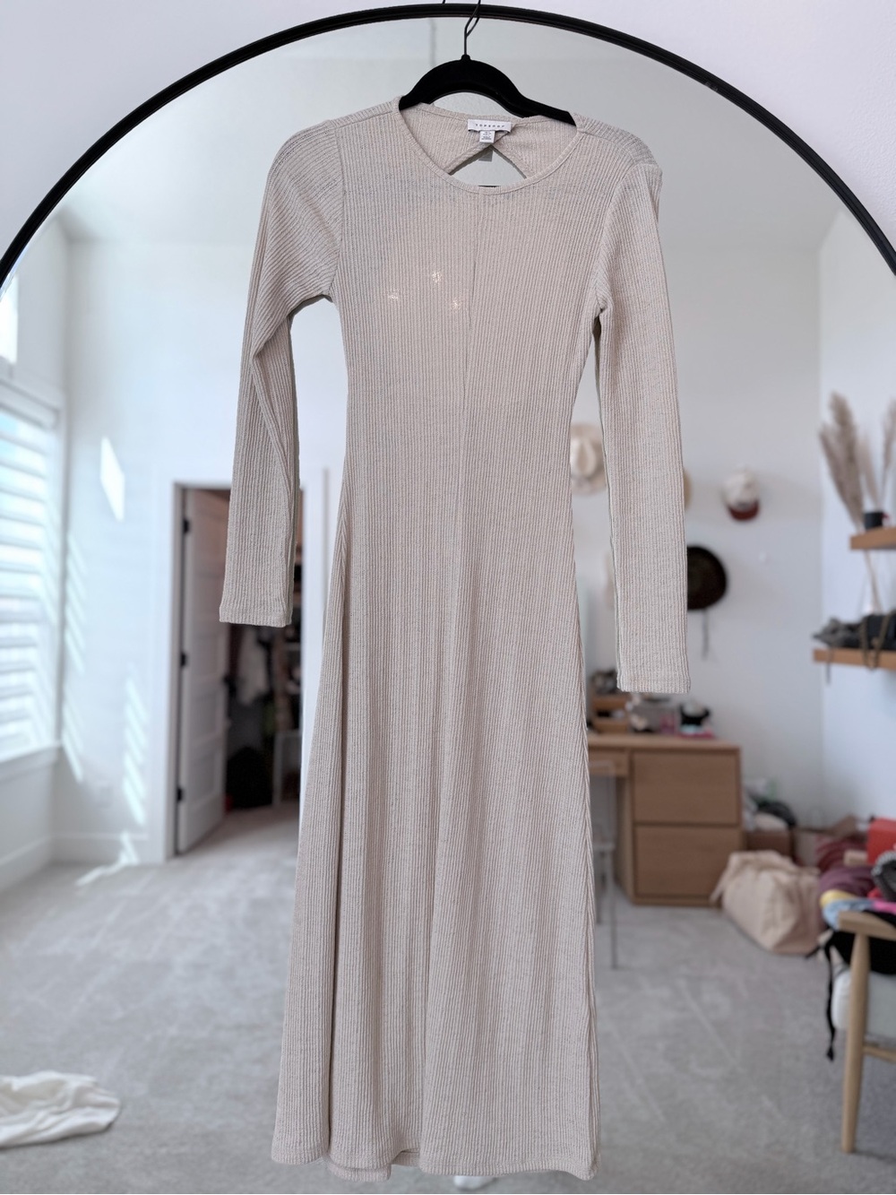 Topshop Beige Ribbed Long-Sleeve Maxi Dress